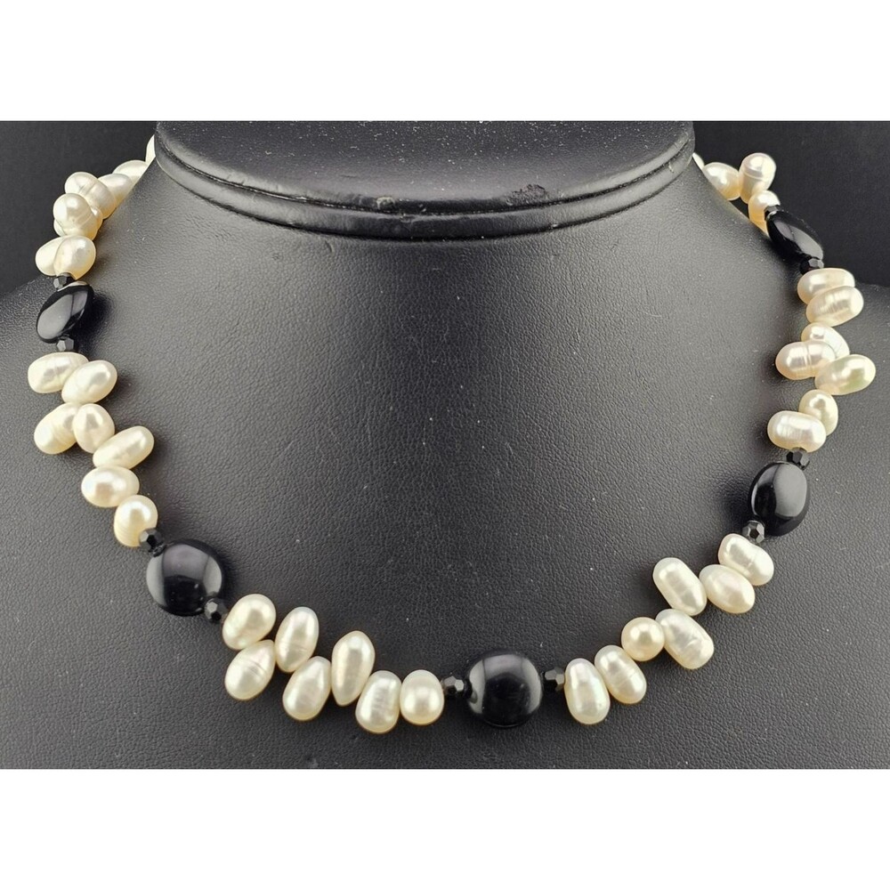 Black Tourmaline Cream Baroque Freshwater 🫧 Pearl 16" Necklace
